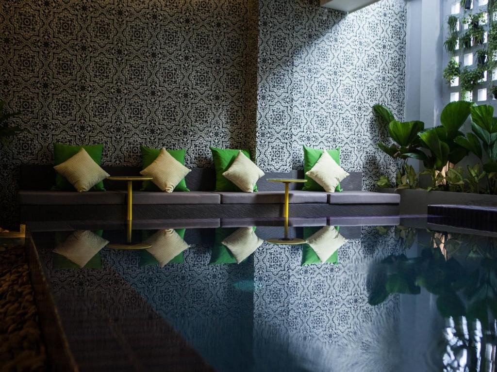 هتل پلوئن سامویی